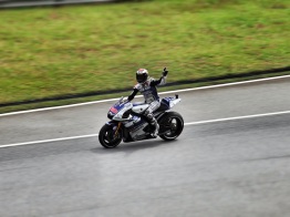 Lorenzo takes pole at MotoGP 2012 at Sepang, KL, Malaysia